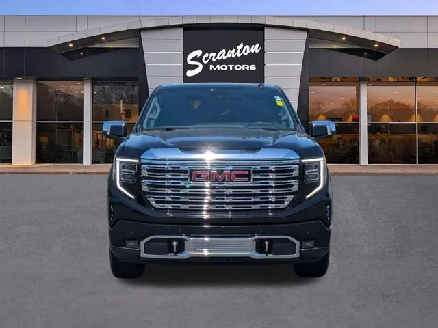 Used 2023 Onyx Black GMC Denali image 8