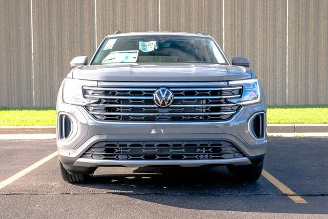 New 2026 Gray Volkswagen 2.0T SE w/Technology image 2
