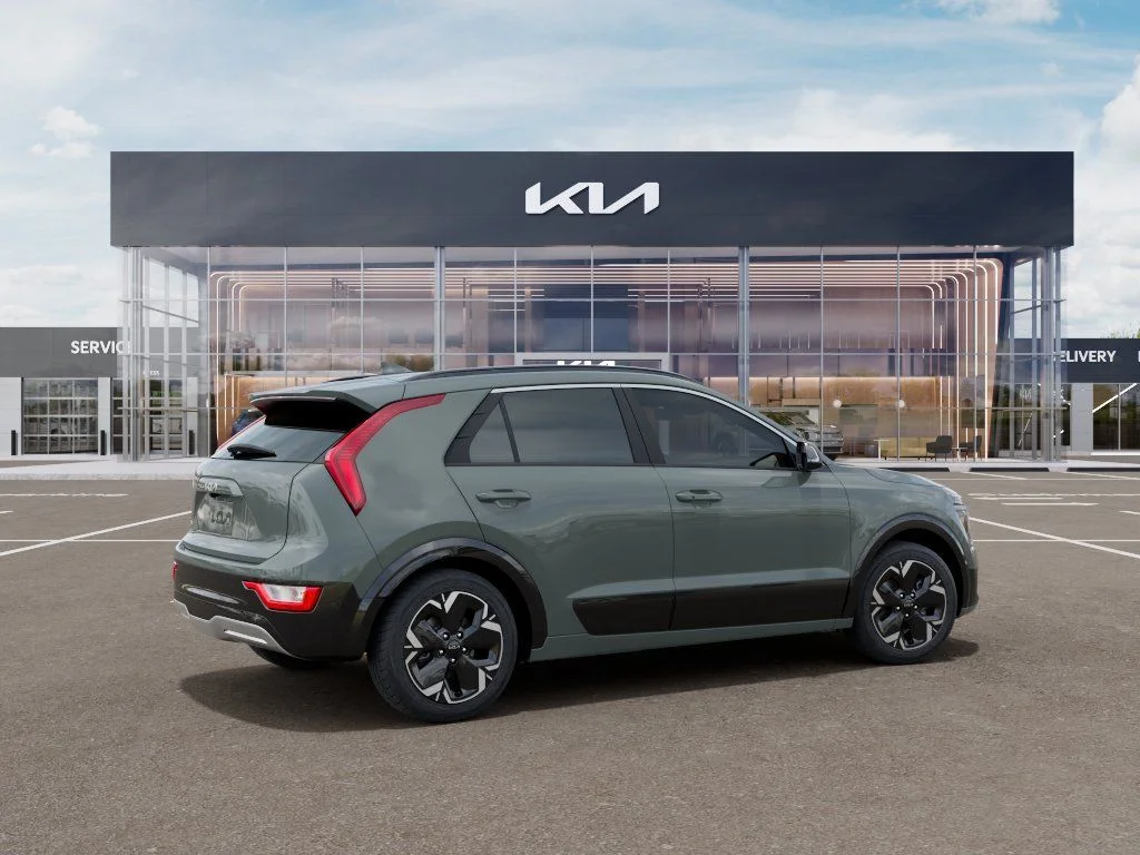 New 2026 Green Kia Wind image 6