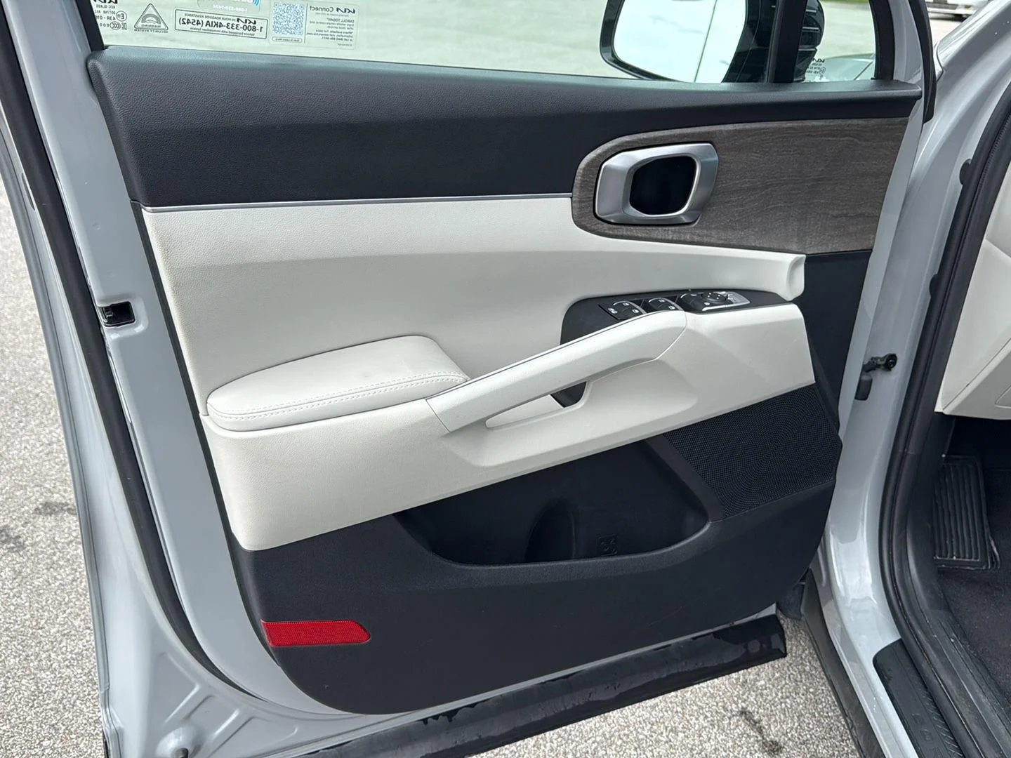Used 2023 Wolf Gray Kia EX image 21