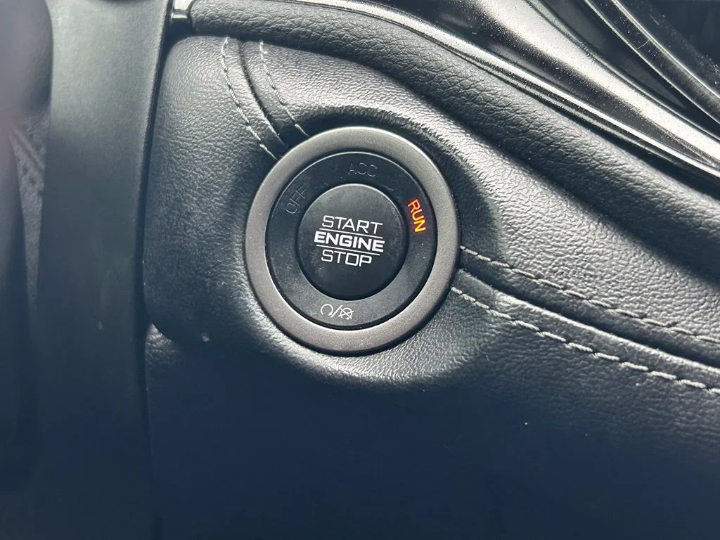 Used 2022 Gray Dodge SXT image 43
