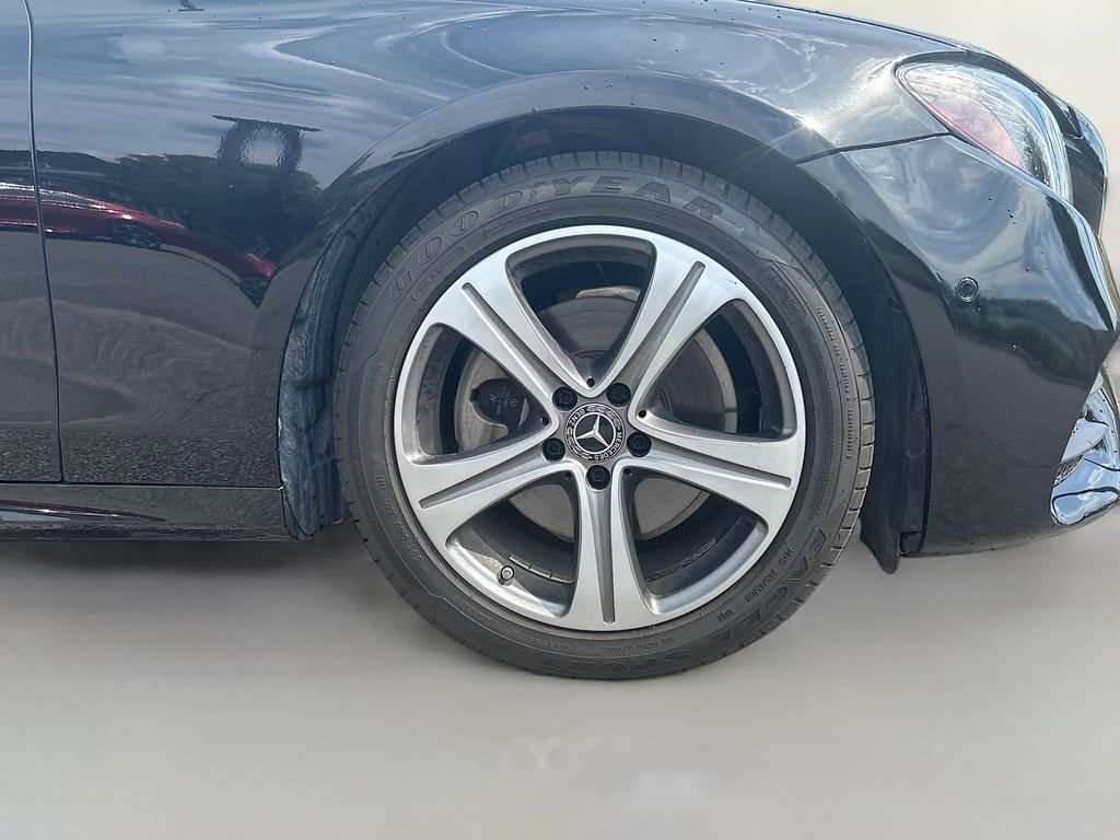 Used 2019 Black Mercedes-Benz E 300 image 11