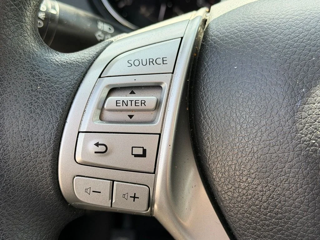 Used 2016 Gray Nissan S image 14