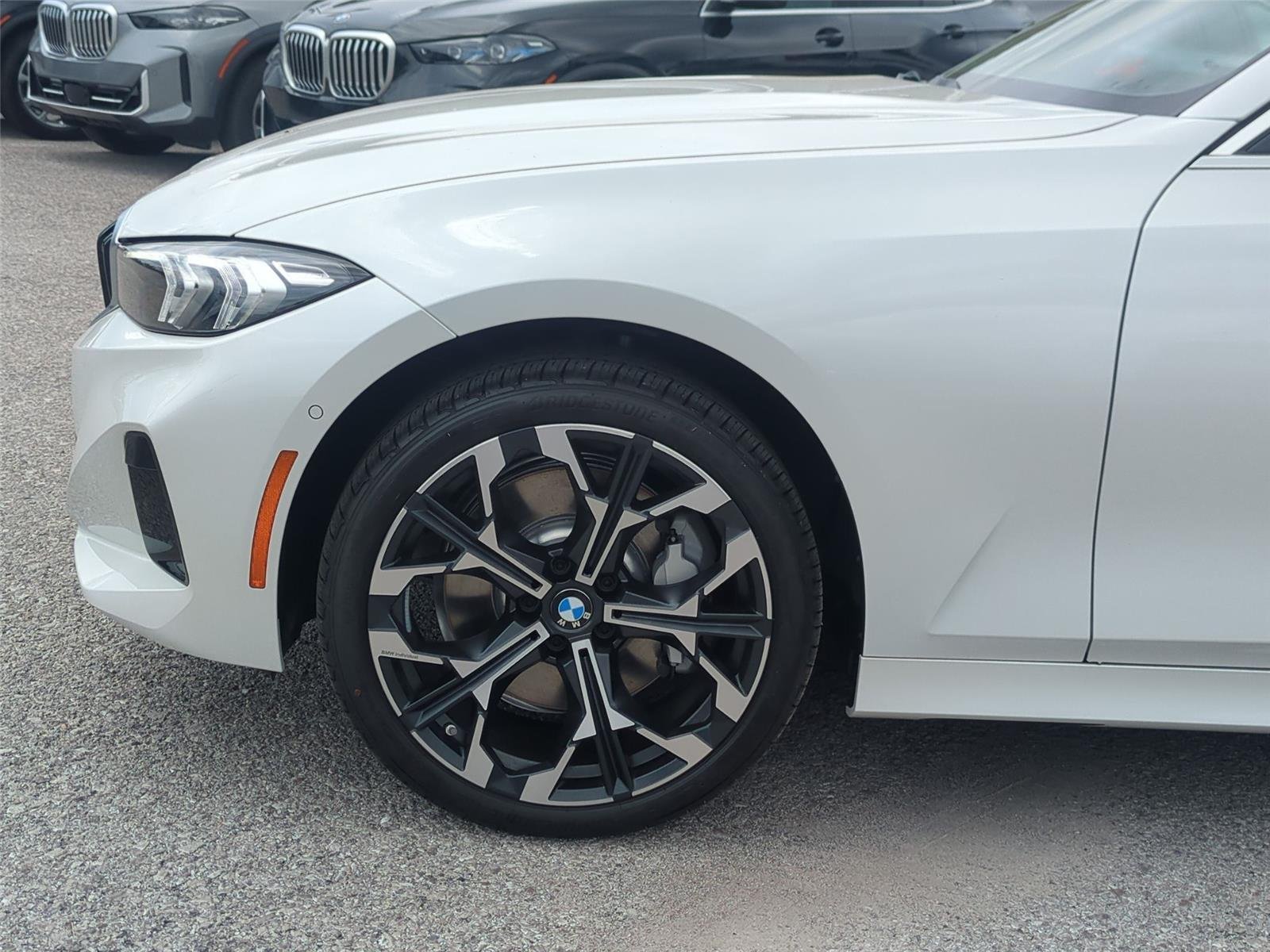 New 2026 Mineral White Metallic BMW 330i xDrive image 10
