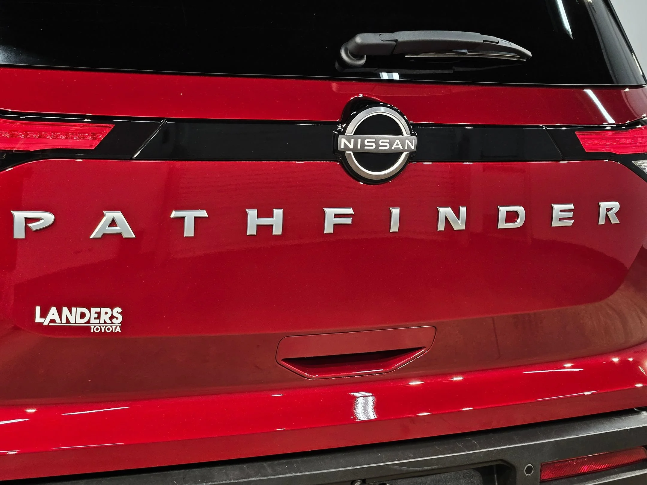 Used 2023 Scarlet Ember Tintcoat Nissan SV image 38