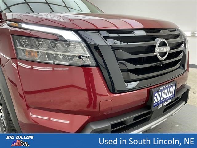 Used 2024 Scarlet Ember Nissan Platinum image 27