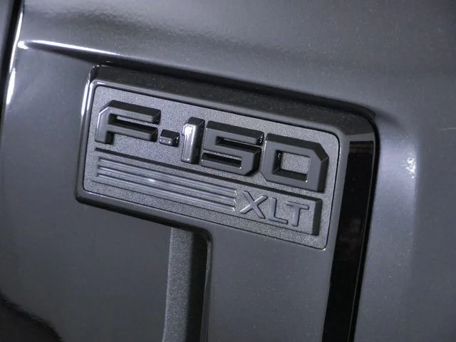 Used 2024 Black Ford XLT image 9