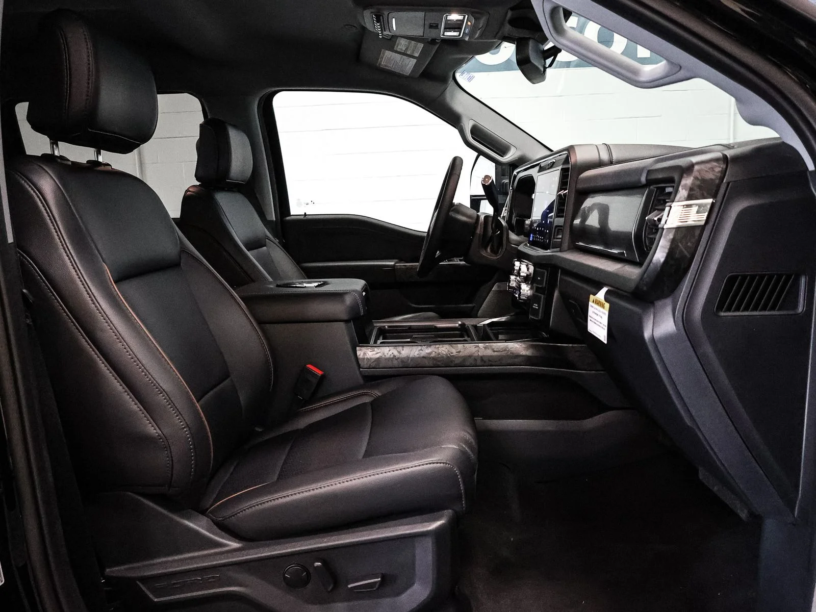 New 2026 Agate Black Metallic Ford F-350® Lariat® image 25