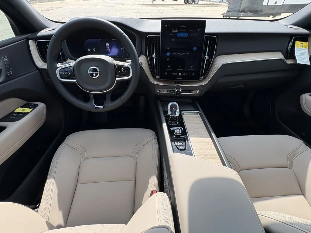 New 2026 Vapour Grey Volvo Plus image 27
