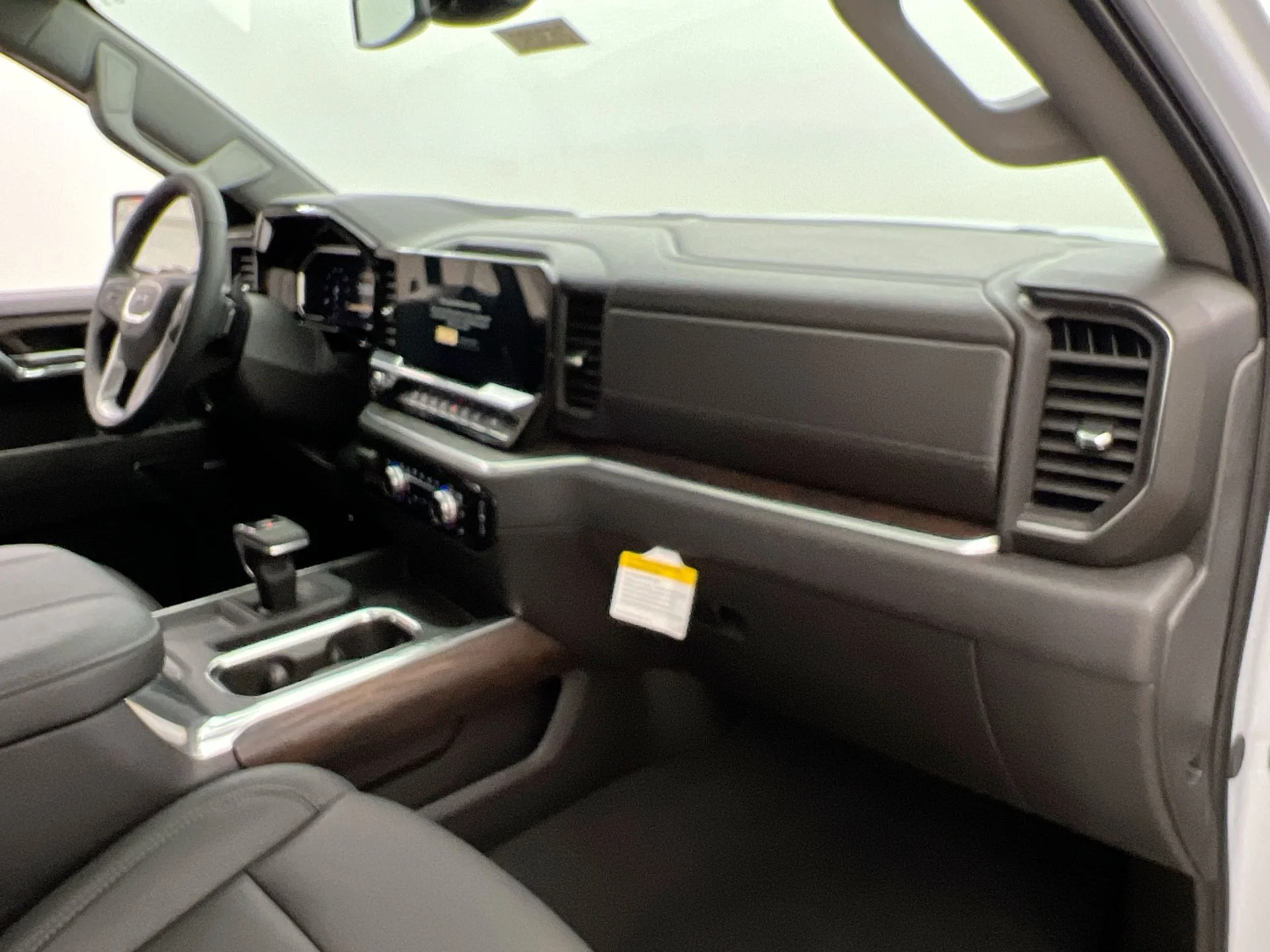 2026 GMC Sierra 1500 SLT - Photo 86
