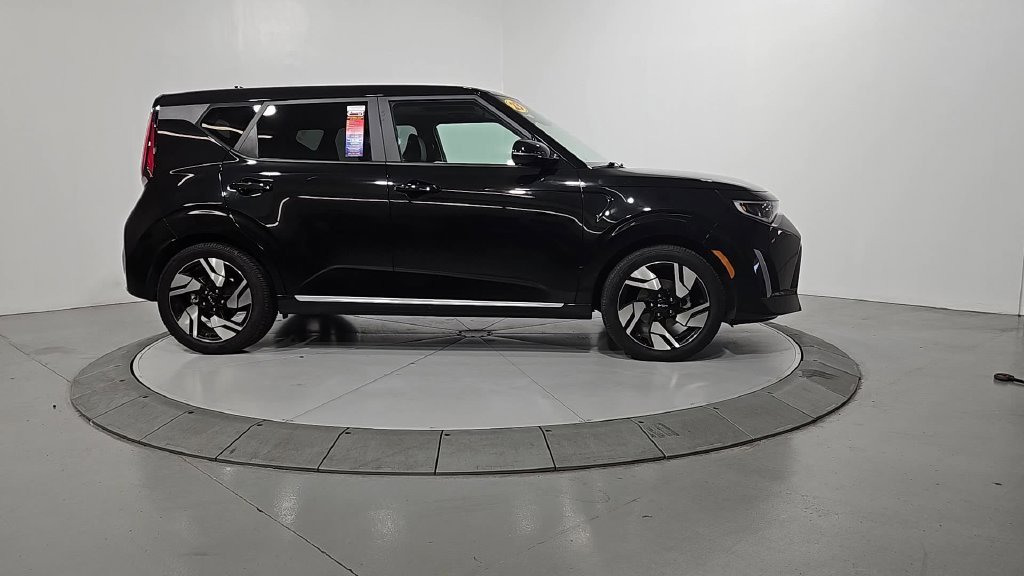 Used 2023 Black Kia GT-Line image 7