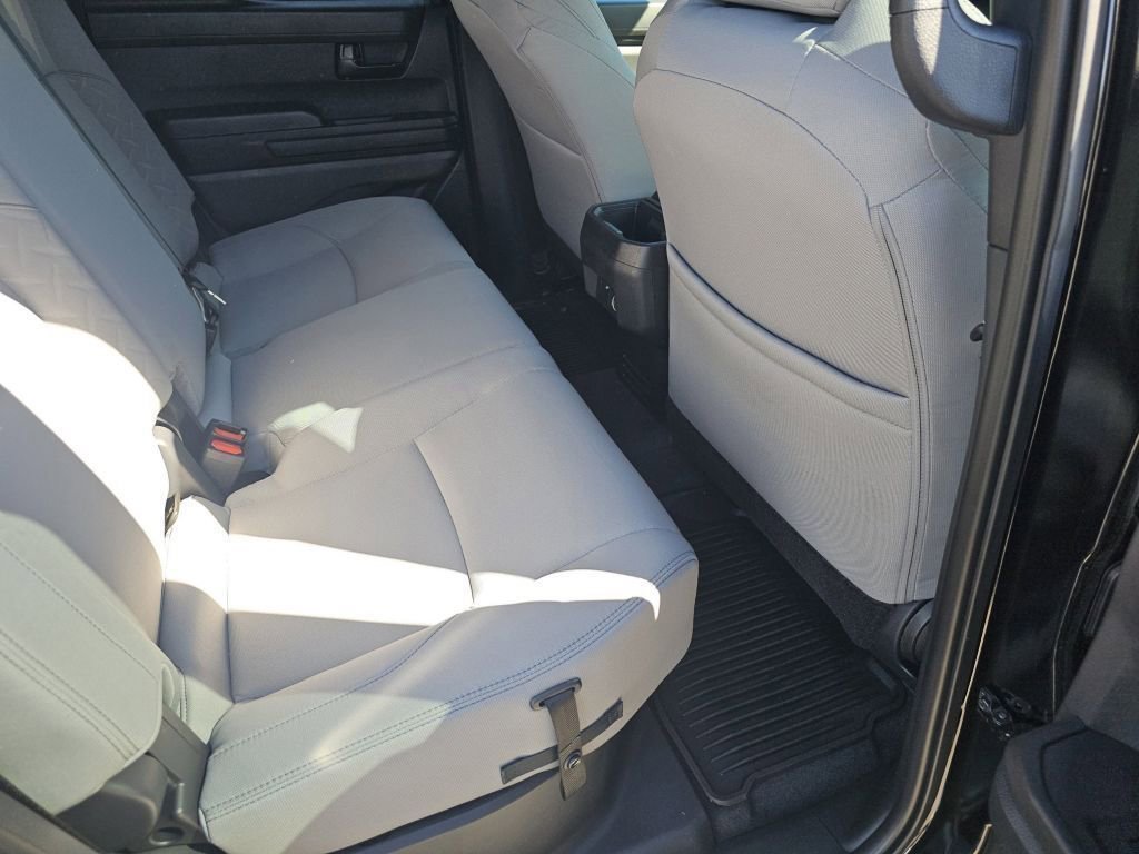 2025 Toyota Tacoma SR5 - Photo 5