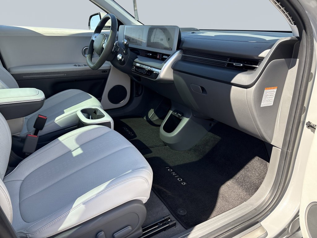 Certified Used 2024 Cyber Gray Hyundai Limited image 35