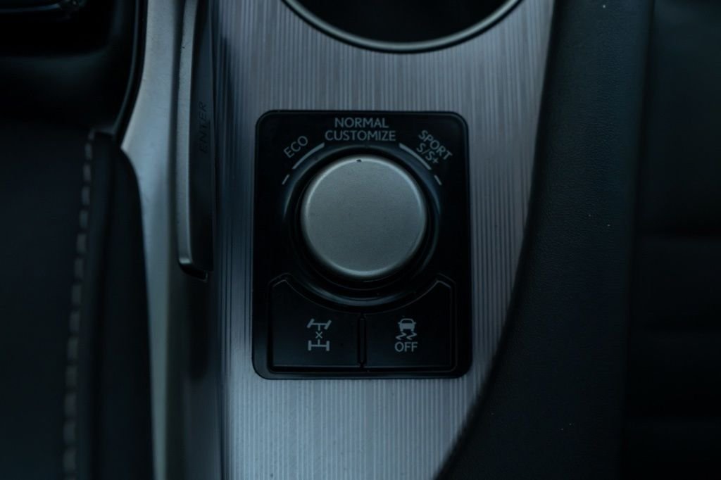 Used 2019 Silver Lexus 350 F Sport image 35