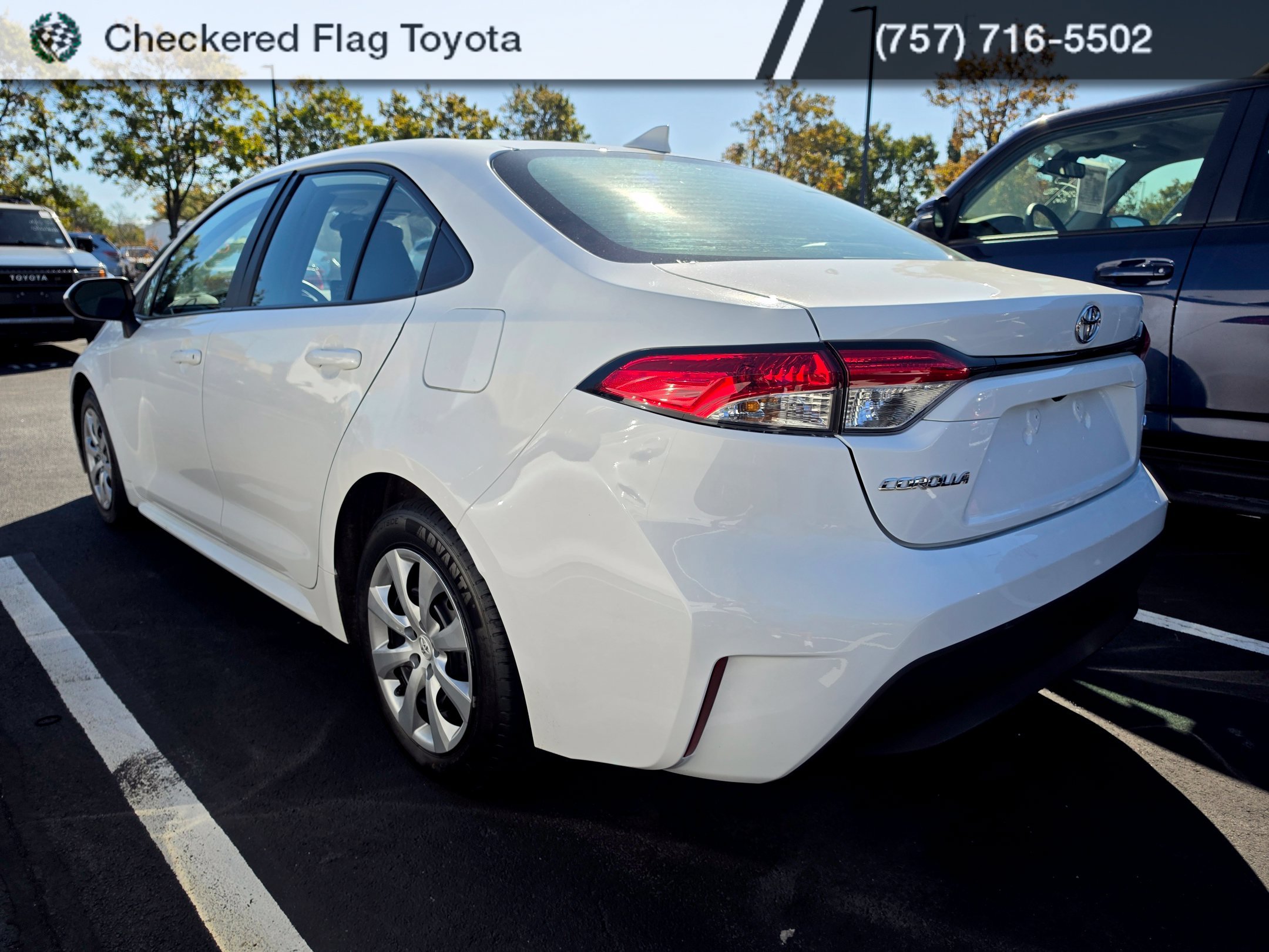 Used 2024 Ice Cap Toyota LE image 4