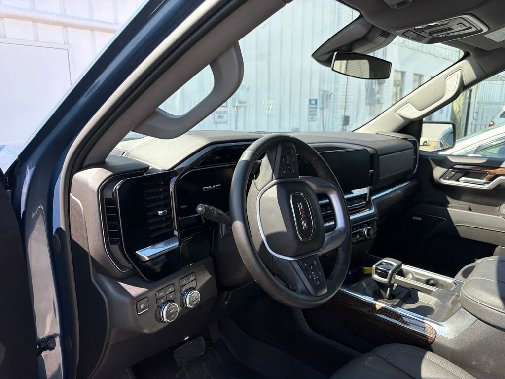 Used 2026 Blue GMC Elevation image 14