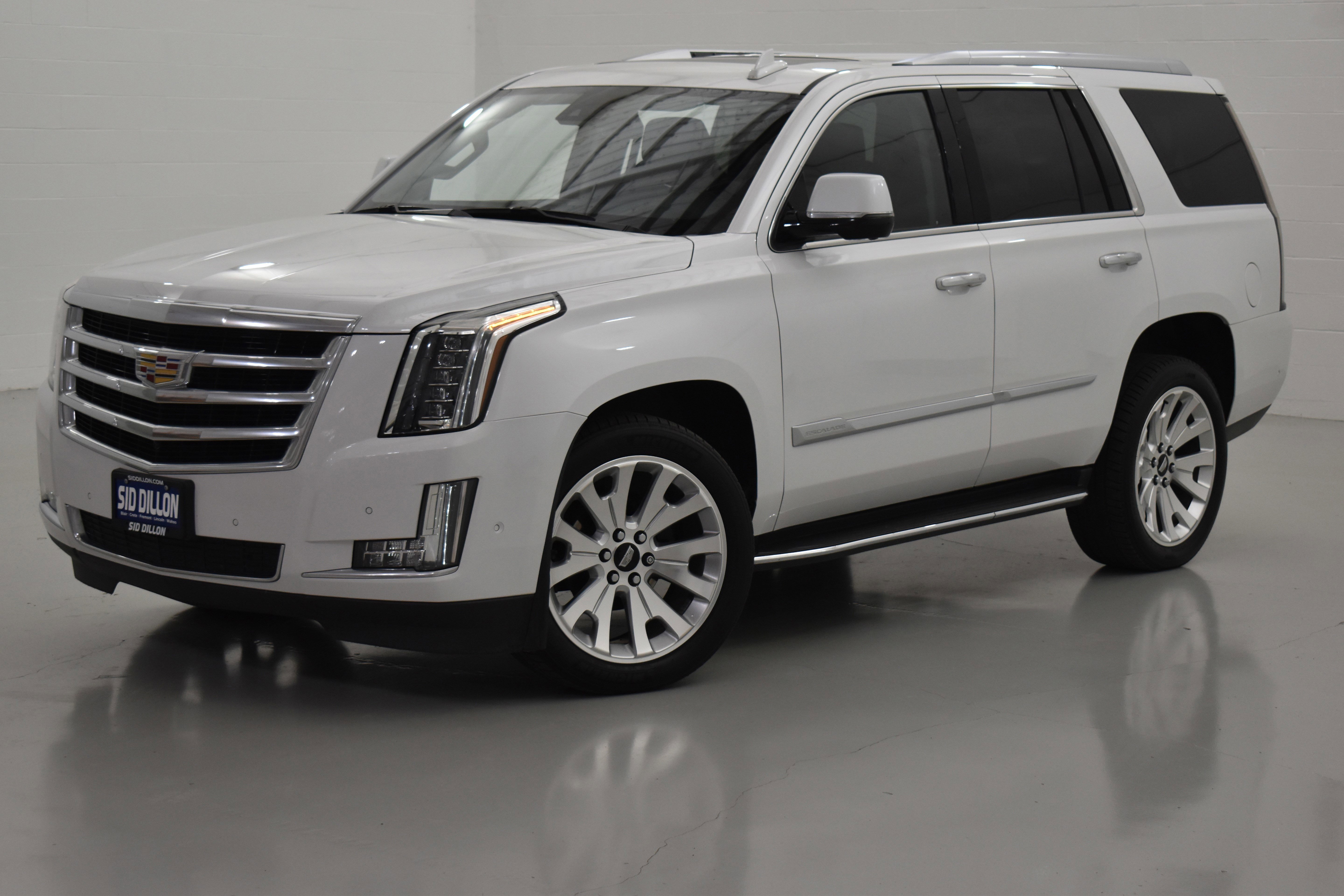 2020 Cadillac Escalade AWD Luxury's photo