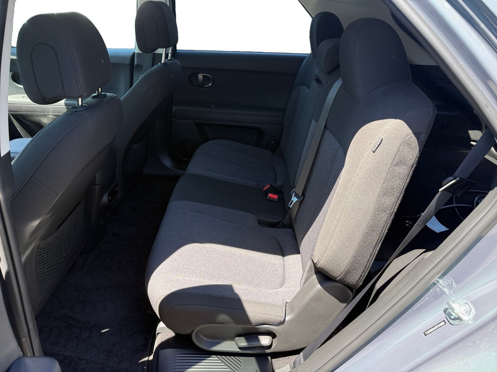 Certified Used 2025 Teal Hyundai SE image 16