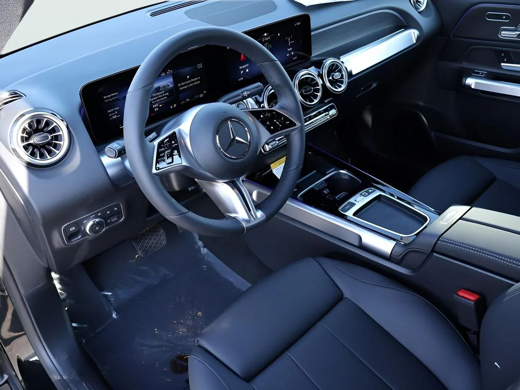 New 2026 Cosmos Black Metallic Mercedes-Benz GLB 250 image 31