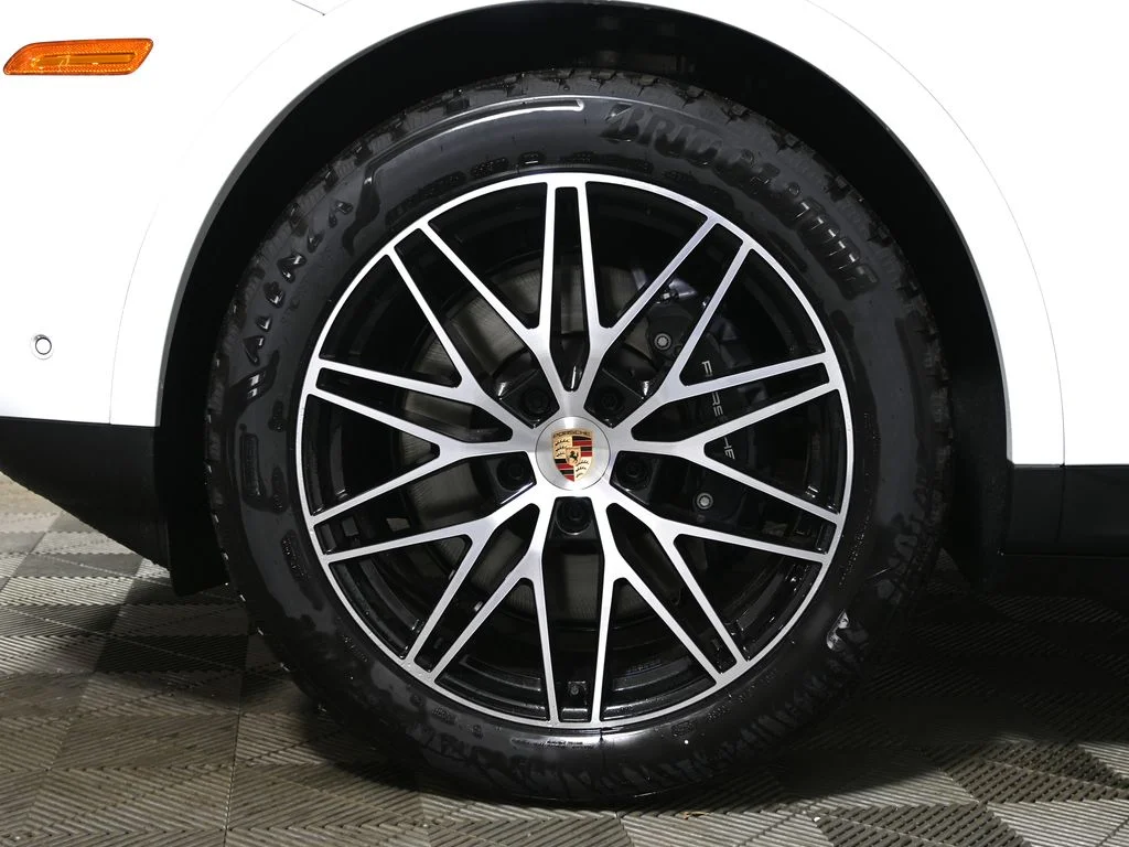 2026 Porsche Cayenne Base - Photo 12