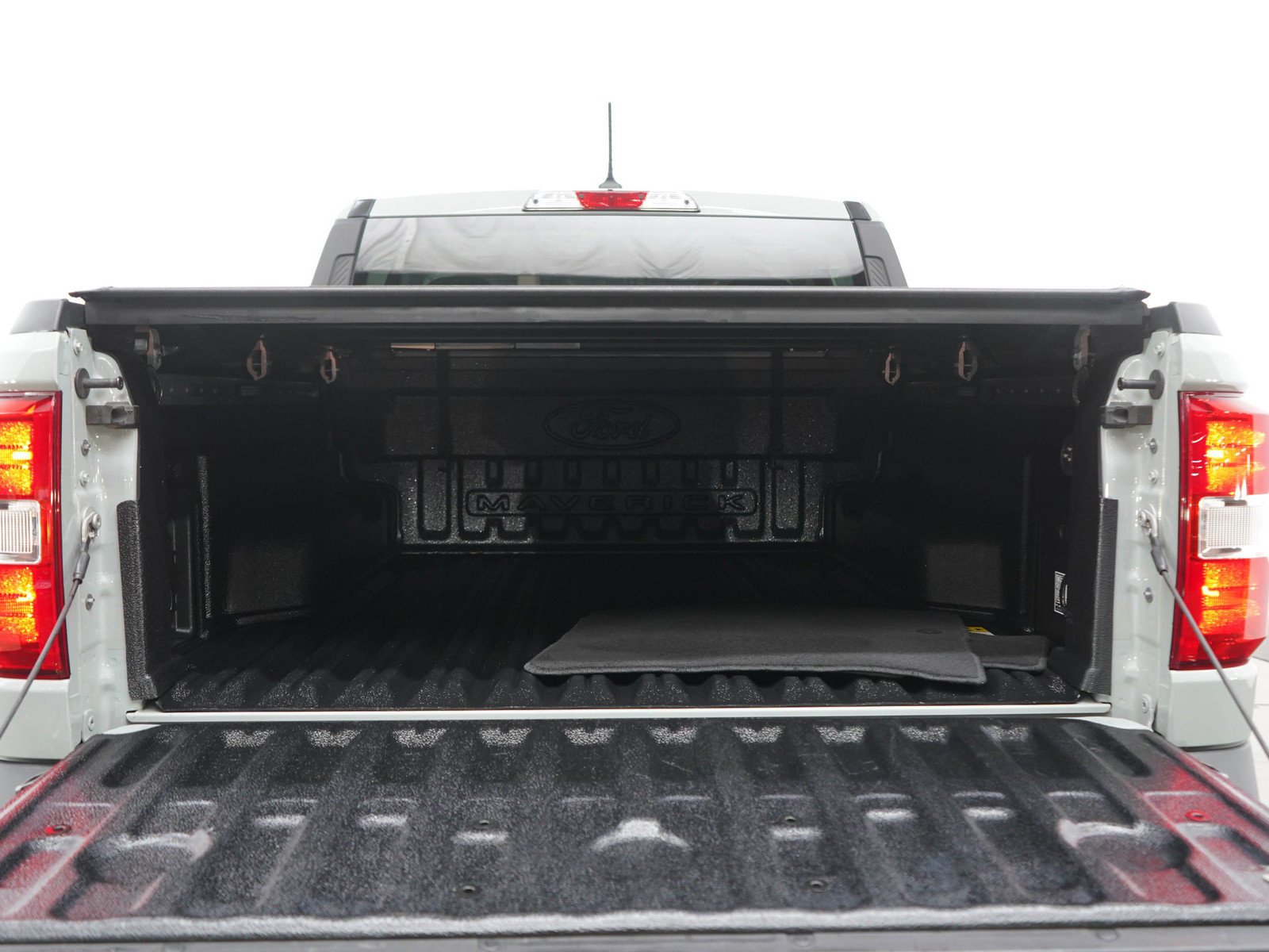 Used 2022 Cactus Gray Ford Xlt image 17