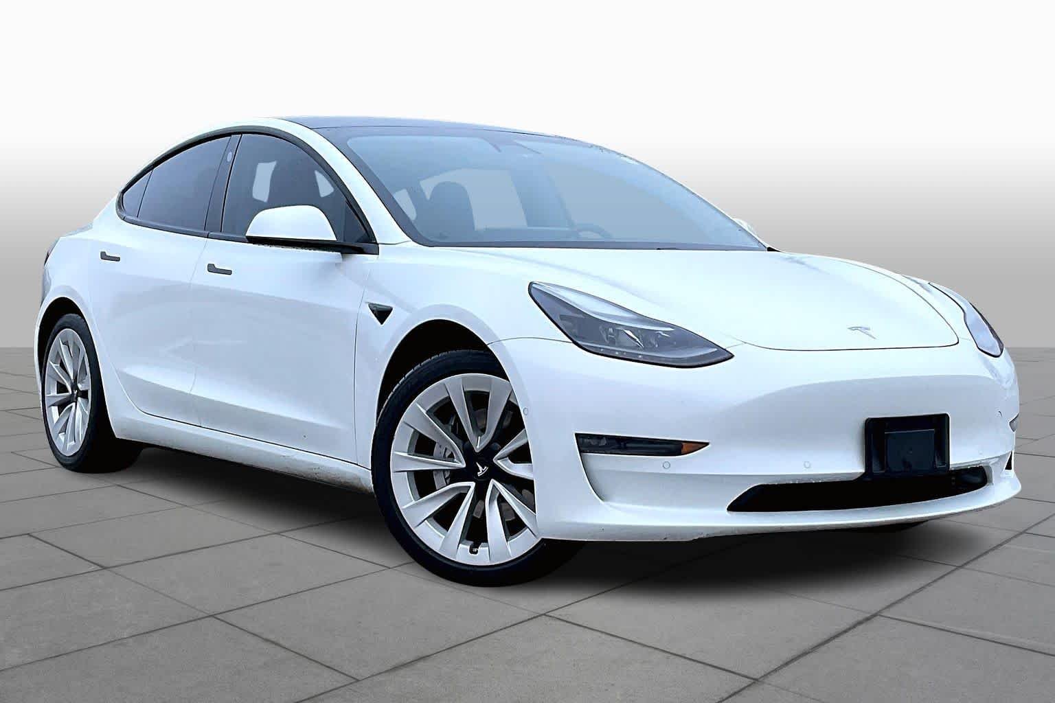 Used 2021 Pearl White Multi-Coat Tesla Long Range image 2