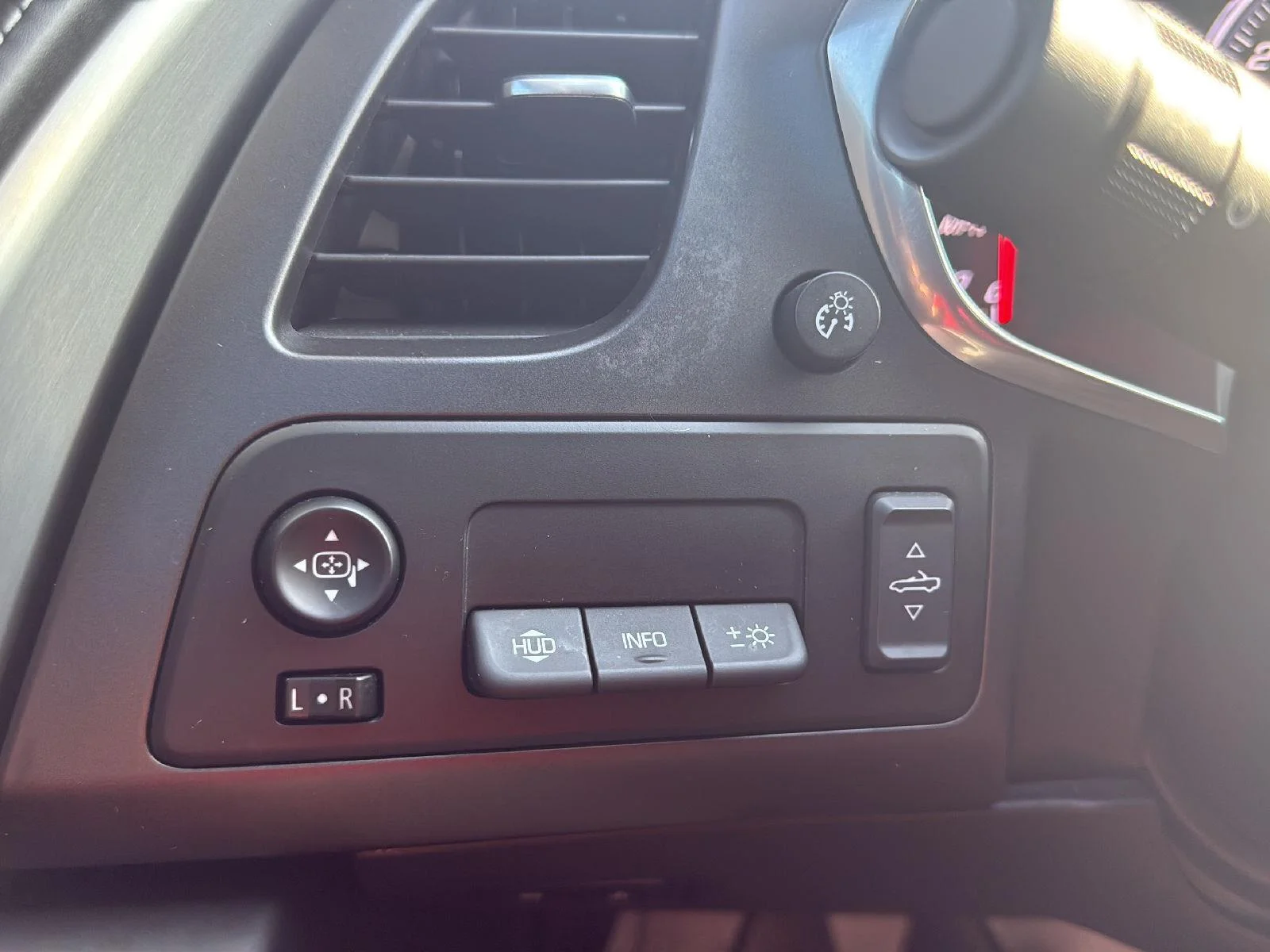 Used 2017 TORCH RED Chevrolet Z51 3LT image 11