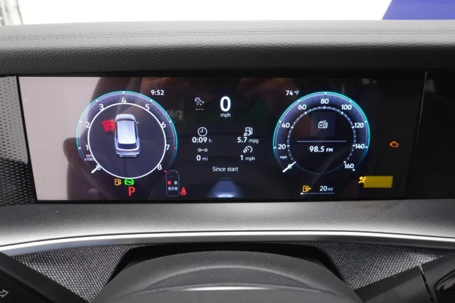 New 2026 Platinum Gray Metallic Volkswagen S image 27