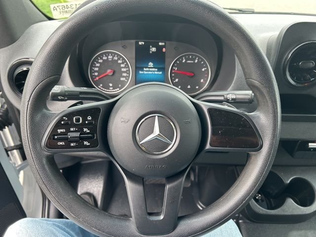 Used 2024 White Mercedes-Benz Cargo 170 WB image 18