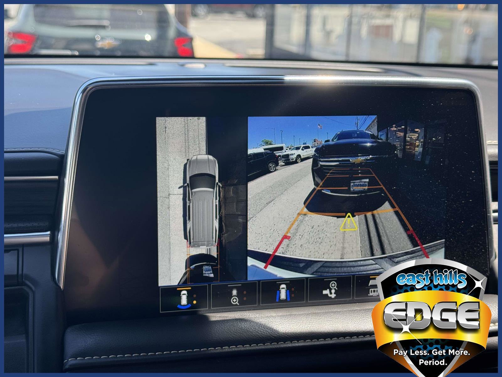 2023 GMC Yukon SLT - Photo 27