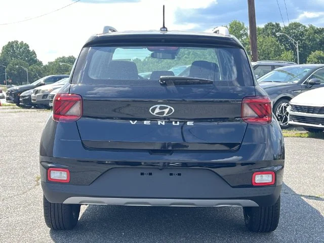 Used 2026 Black Hyundai SEL image 12