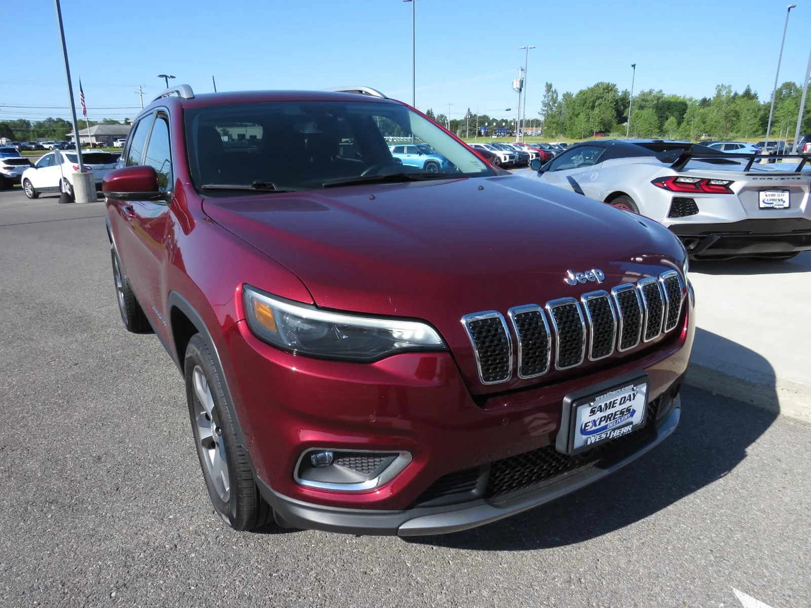 Used 2021 Velvet Red Pearlcoat Jeep Limited image 2