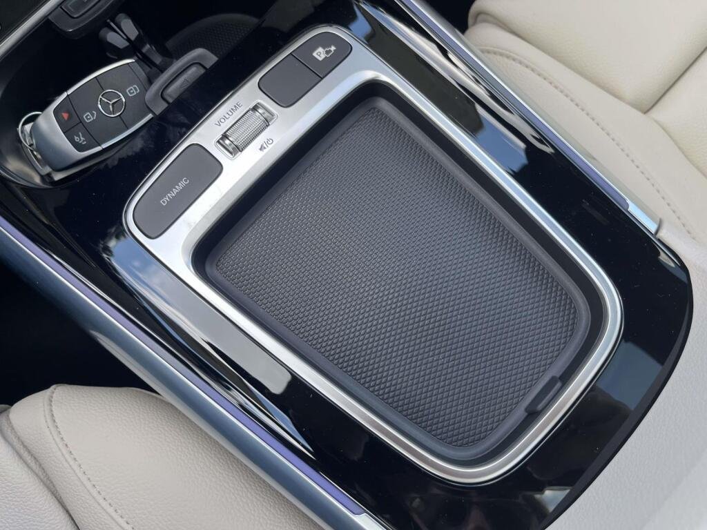 New 2026 Polar White Mercedes-Benz GLA 250 image 28