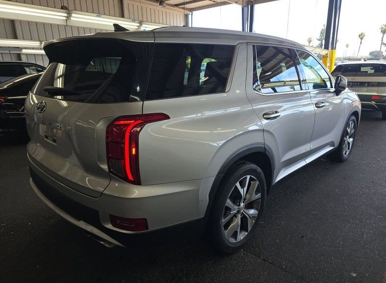 Used 2022 Hyundai Palisade SEL with VIN KM8R44HE8NU441552 for sale in Kansas City