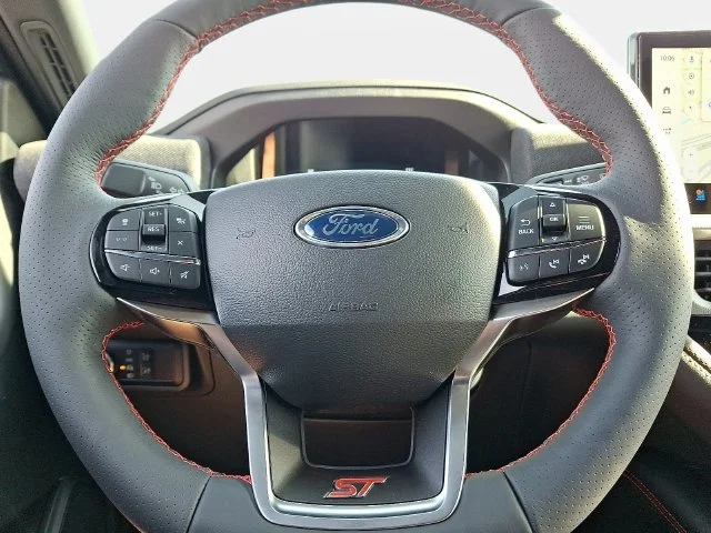 New 2027 Star White Metallic Tri-Coat Ford ST image 12