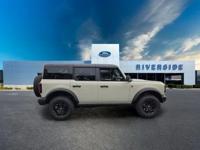New 2026 Desert Sand Ford Badlands® image 8