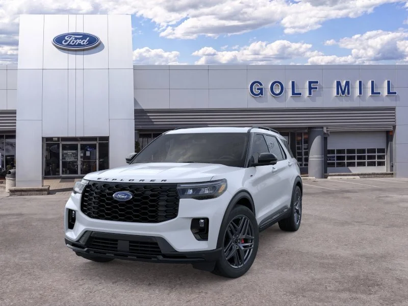 New 2026 Space White Metallic Ford ST-Line image 2