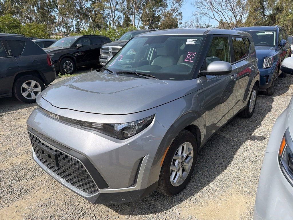 2025 Kia Soul LX
