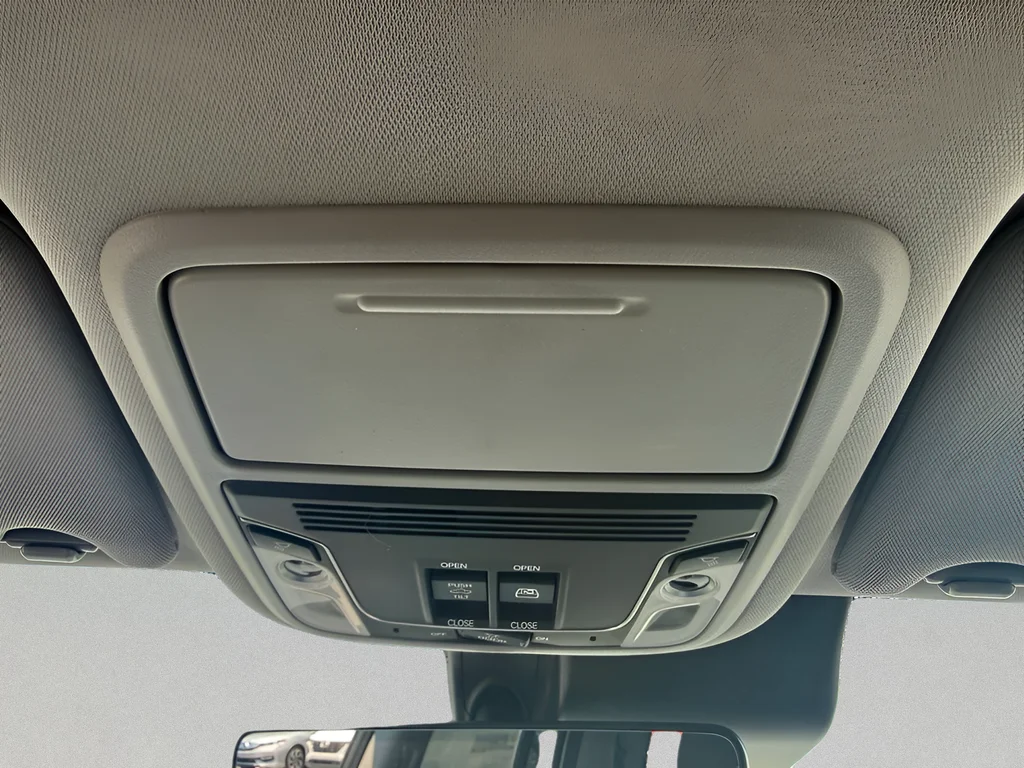 New 2026 Platinum White Pearl Honda RTL image 30