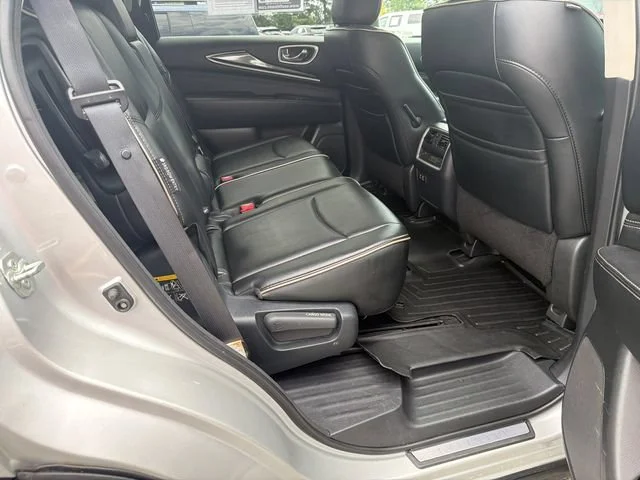 Used 2020 Silver INFINITI PURE AWD image 15