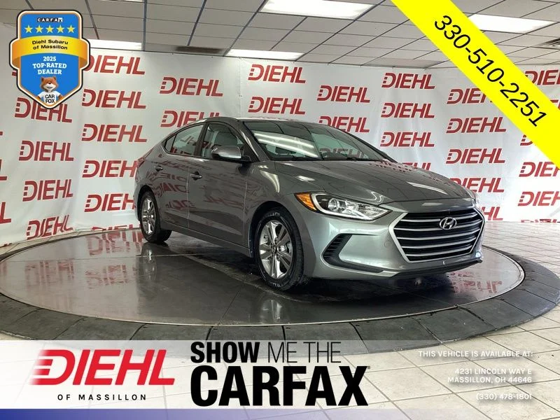 Used 2017 Gray Hyundai SE image 1