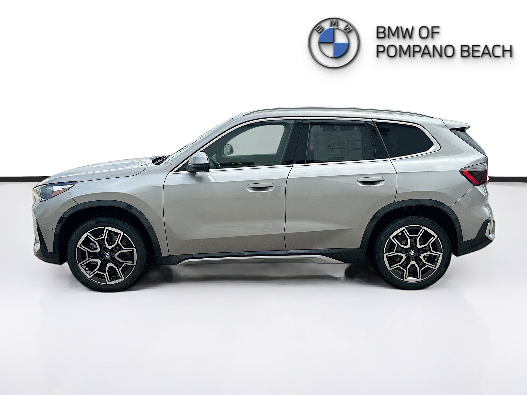 New 2026 Space Silver Metallic BMW xDrive28i image 4