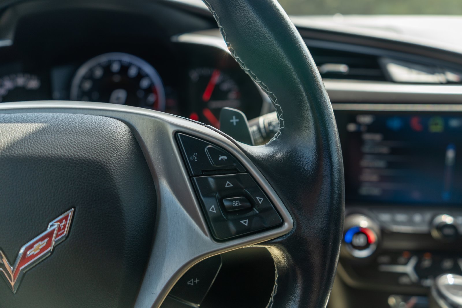 Used 2019 Black Chevrolet Stingray image 26