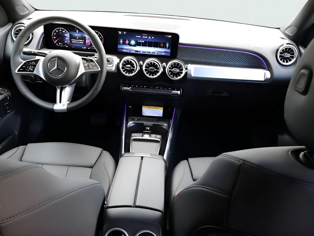 Used 2025 Night Black Mercedes-Benz GLB 250 image 15