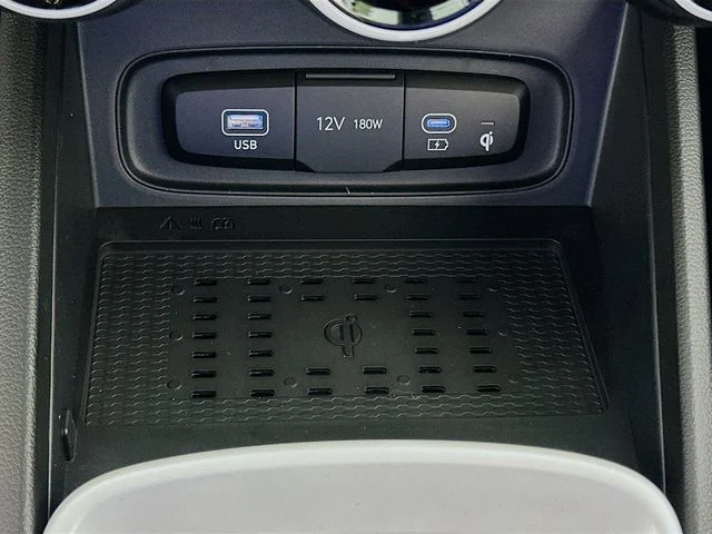 New 2026 Hyundai VENUE SEL