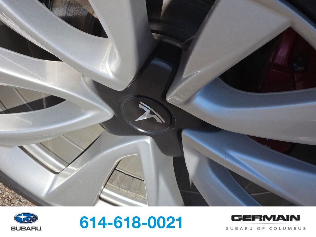 Used 2020  Tesla Long Range image 12
