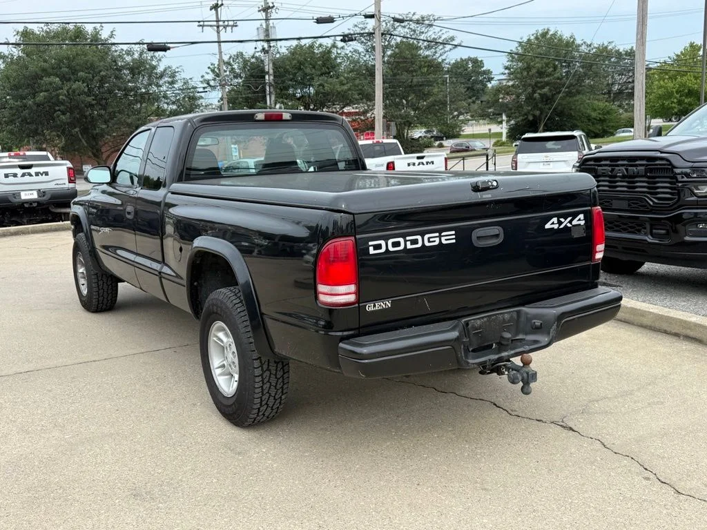 Used 2000 Black Dodge Sport image 9