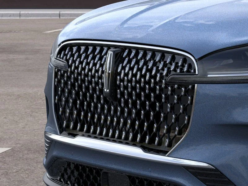 New 2026 Whisper Blue Metallic Clearcoat Lincoln Premiere® image 17