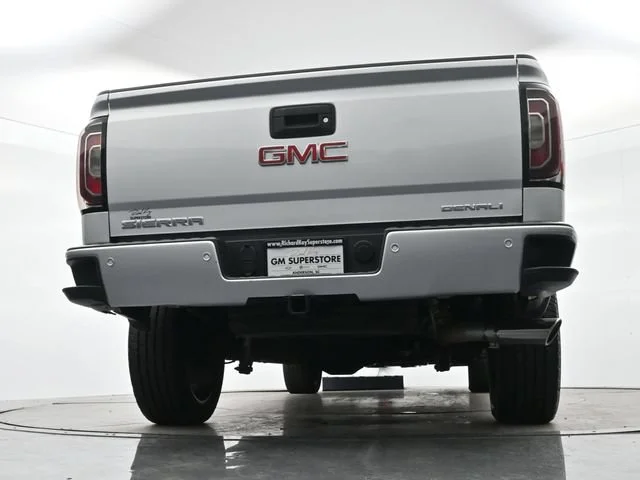 Used 2018 QUICKSILVER METALLIC GMC Denali image 28