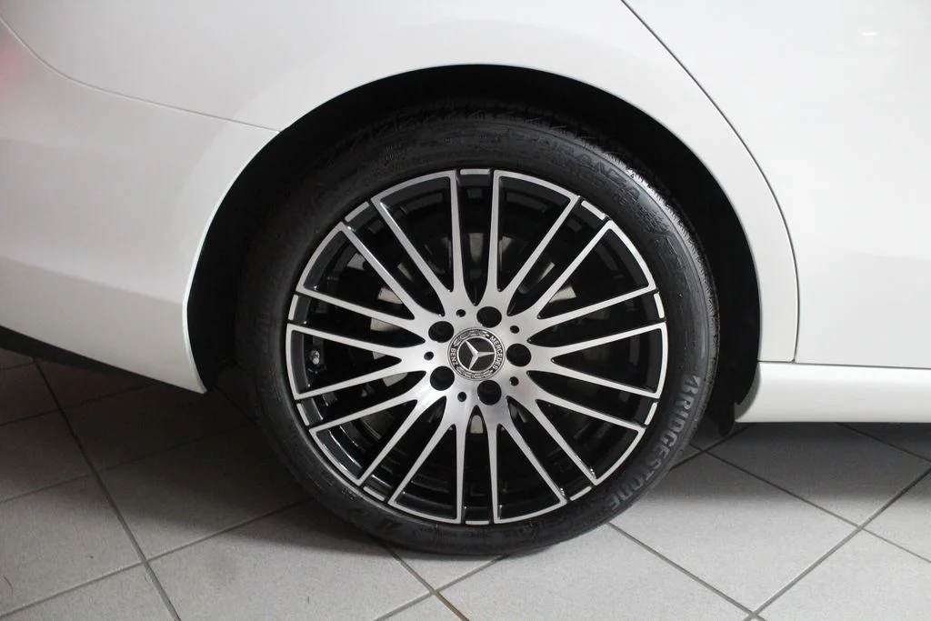 Certified Used 2023  Mercedes-Benz C 300 image 14